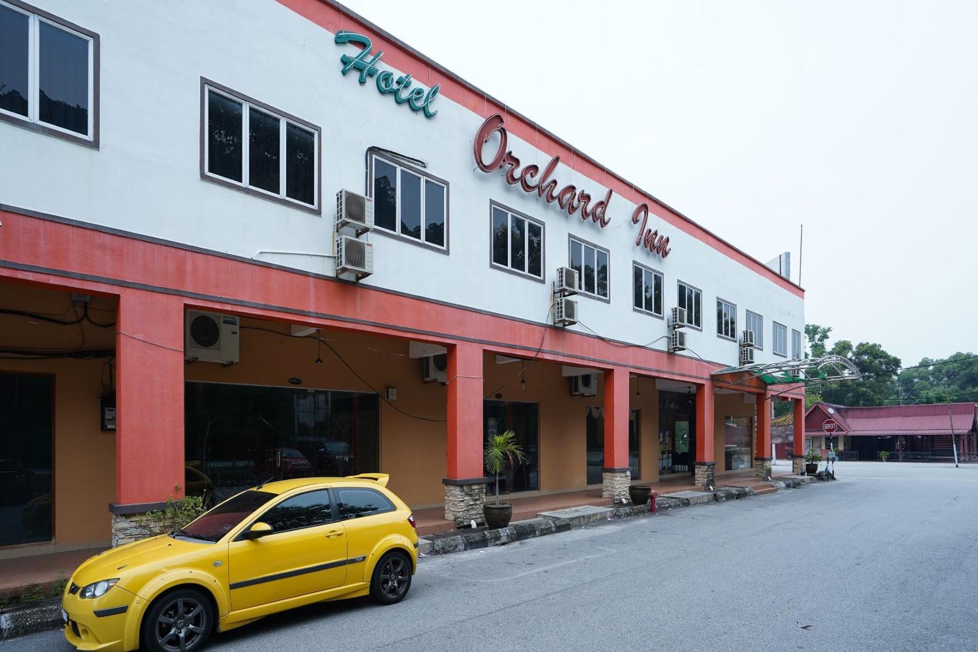 Hotel O Hotel Orchard Inn Lumut Exterior photo
